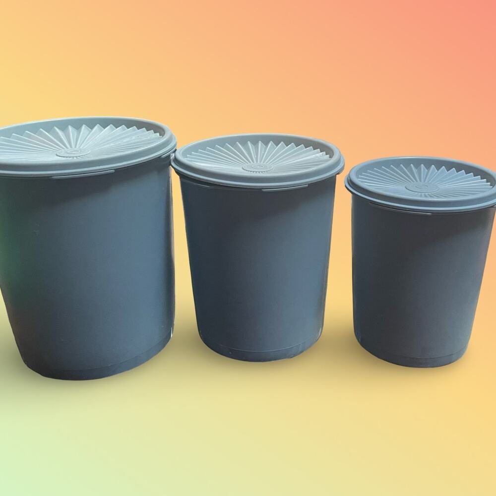 Tupperware 807 809 811 Servalier Nesting Canister Set Blue Lot of 3 Vintage